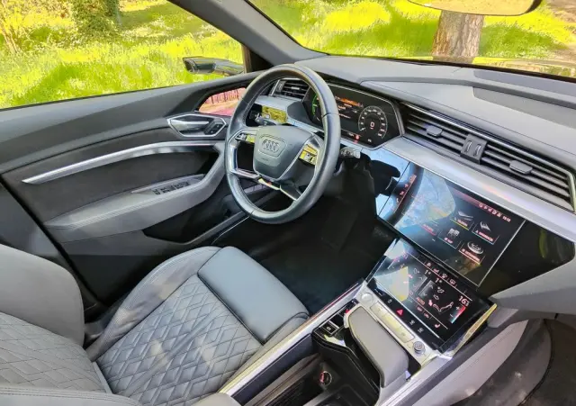 AUDI E-tron 50 Quattro S Line