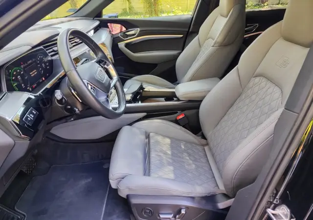 AUDI E-tron 50 Quattro S Line