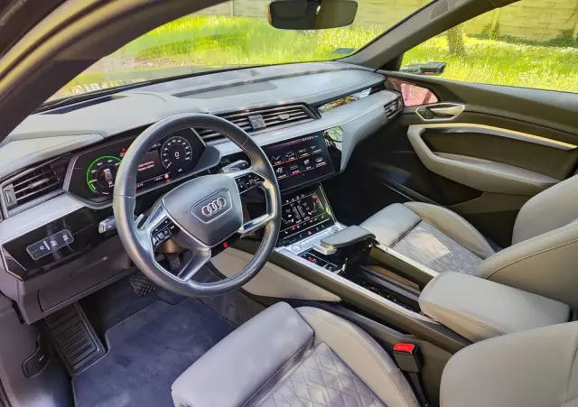 AUDI E-tron 50 Quattro S Line
