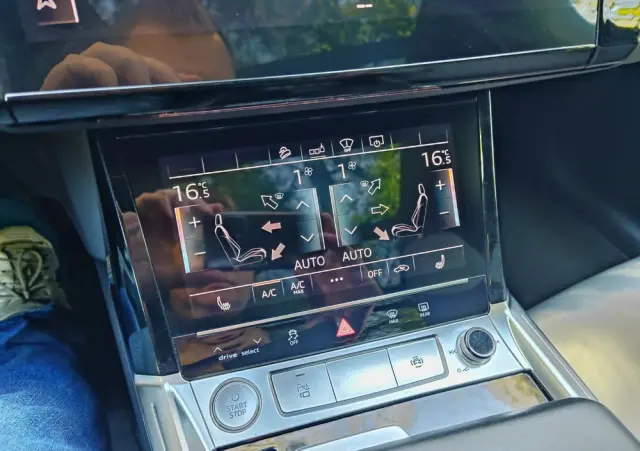 AUDI E-tron 50 Quattro S Line