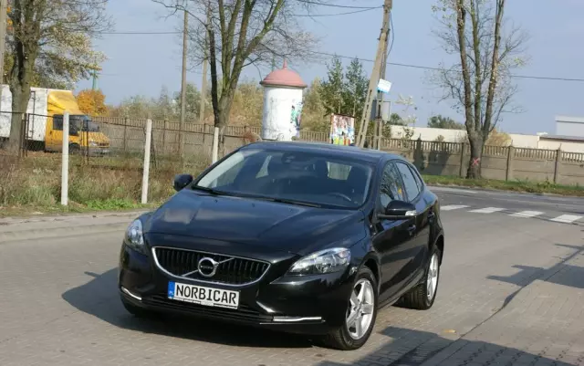 VOLVO V40 D2 Drive-E Kinetic