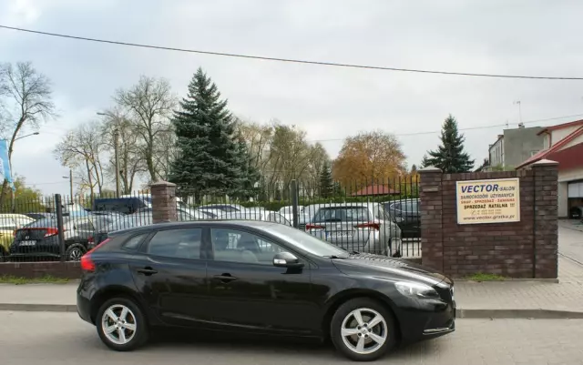 VOLVO V40 D2 Drive-E Kinetic