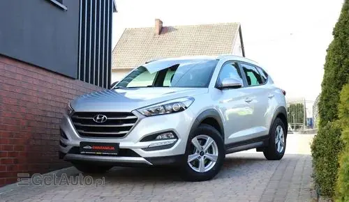 HYUNDAI Tucson 
