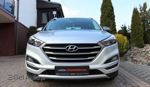 HYUNDAI Tucson 
