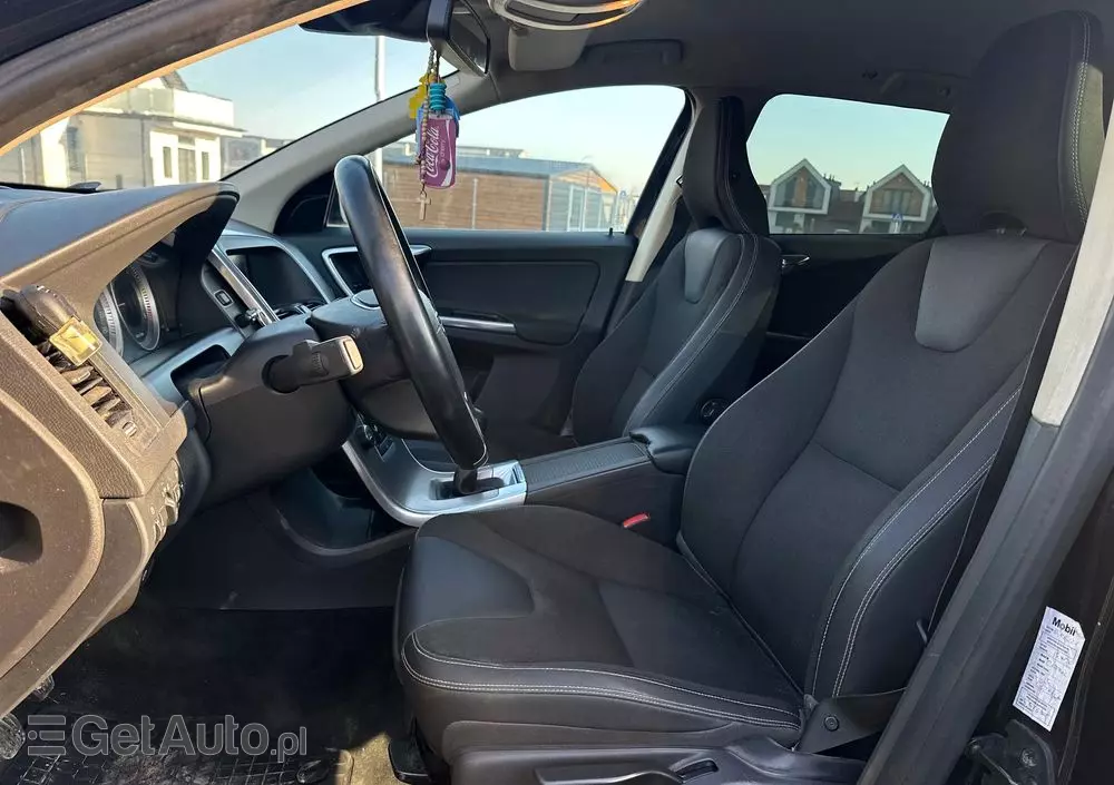VOLVO XC 60 D3 Base