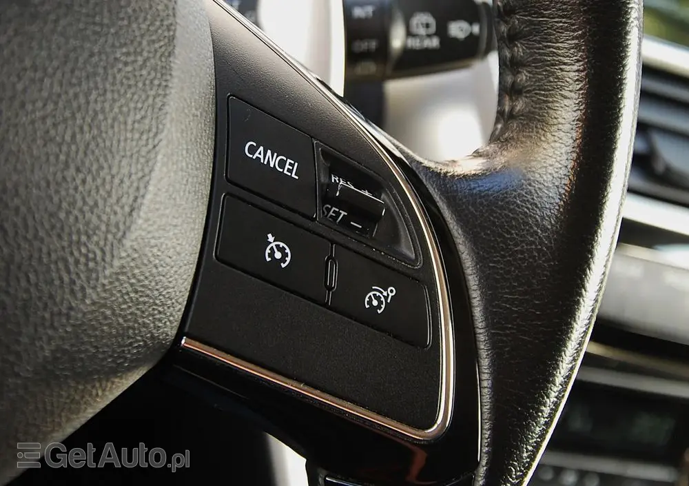 MITSUBISHI Eclipse Cross 1.5 T GPF Intense Pro CVT