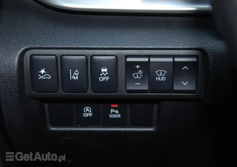 MITSUBISHI Eclipse Cross 1.5 T GPF Intense Pro CVT