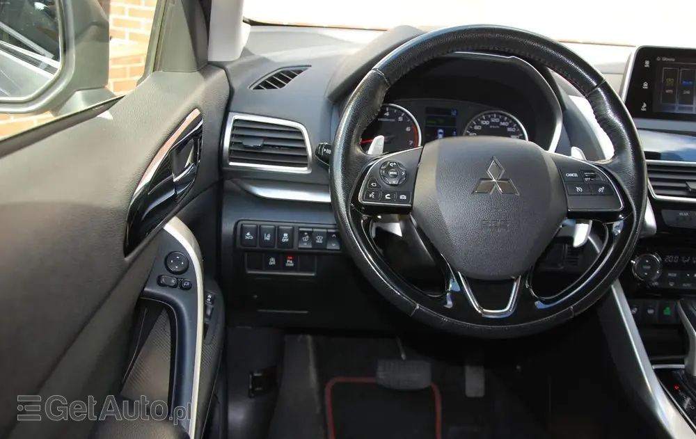 MITSUBISHI Eclipse Cross 1.5 T GPF Intense Pro CVT