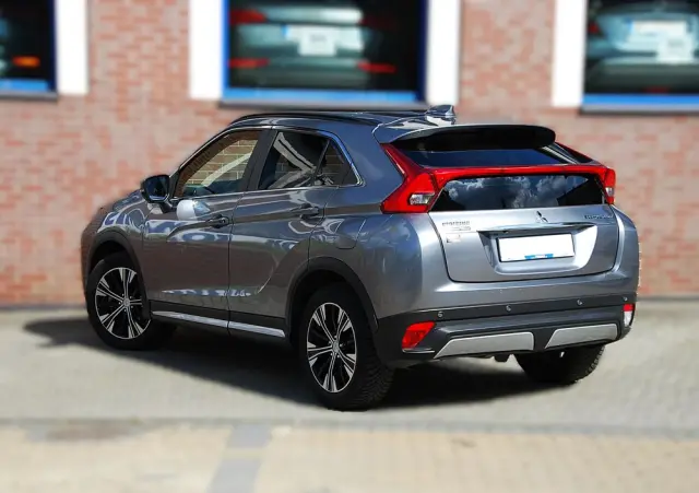 MITSUBISHI Eclipse Cross 1.5 T GPF Intense Pro CVT