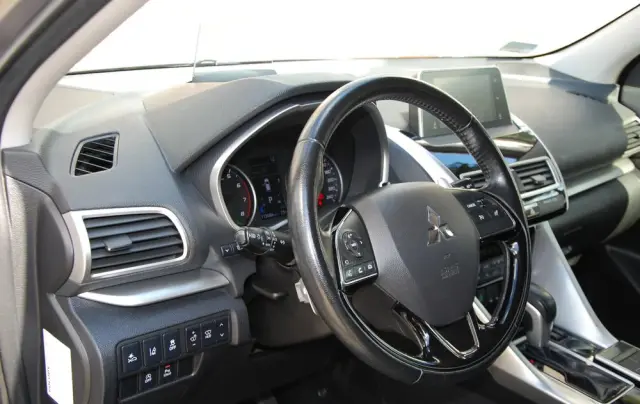 MITSUBISHI Eclipse Cross 1.5 T GPF Intense Pro CVT