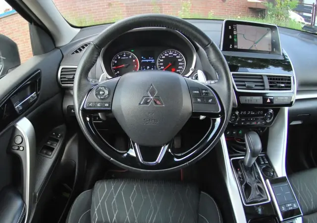 MITSUBISHI Eclipse Cross 1.5 T GPF Intense Pro CVT