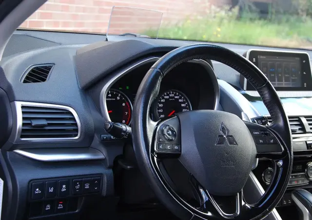 MITSUBISHI Eclipse Cross 1.5 T GPF Intense Pro CVT