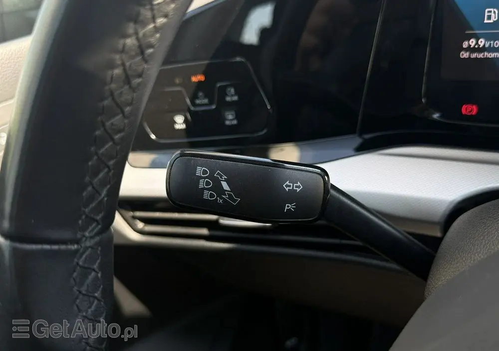 VOLKSWAGEN Golf 1.0 TSI