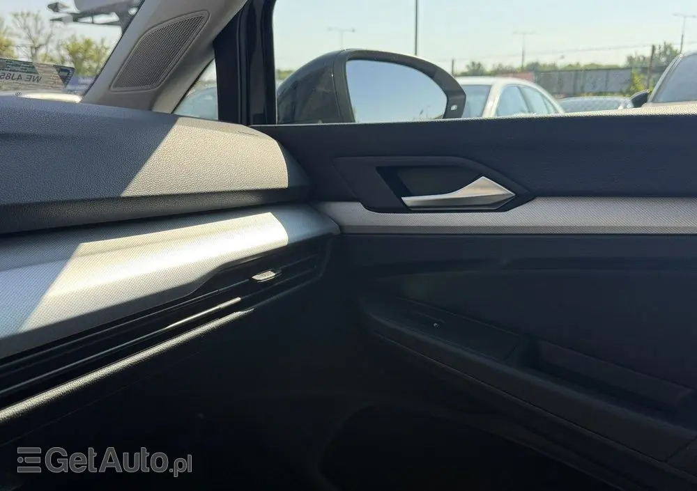 VOLKSWAGEN Golf 1.0 TSI