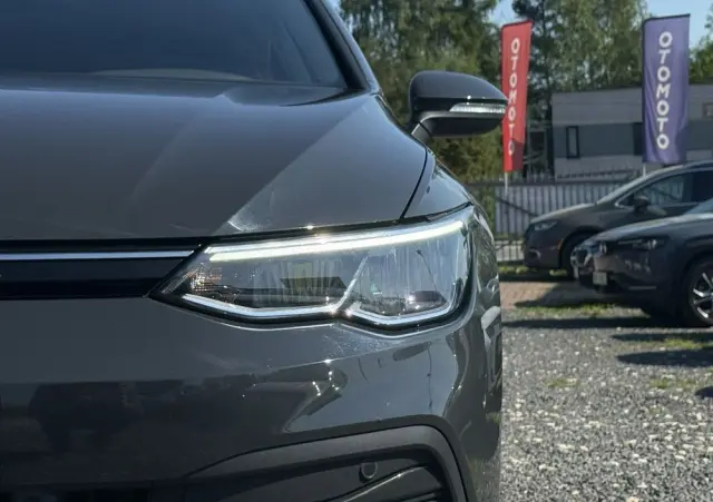 VOLKSWAGEN Golf 1.0 TSI