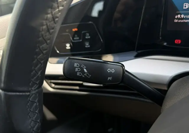 VOLKSWAGEN Golf 1.0 TSI