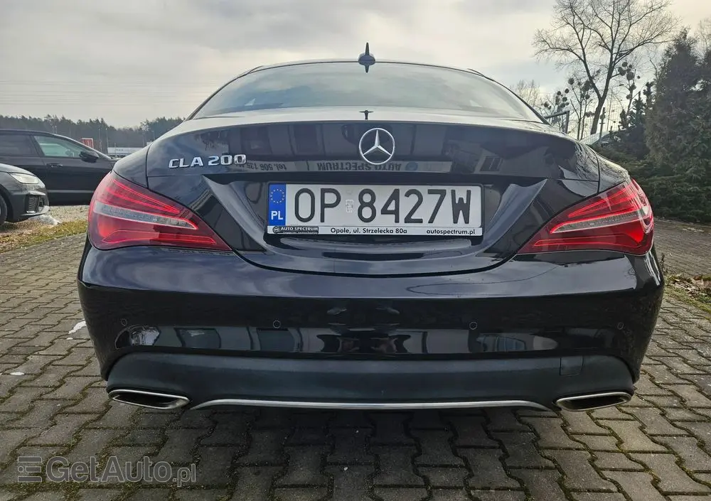MERCEDES-BENZ CLA 200 UrbanStyle Edition