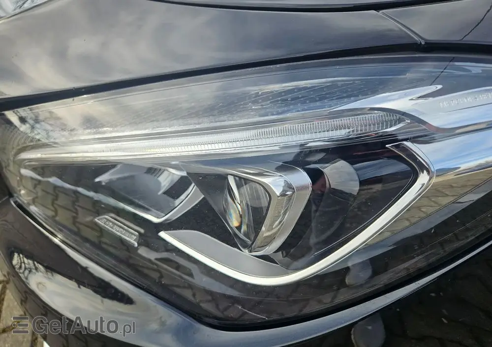 MERCEDES-BENZ CLA 200 UrbanStyle Edition