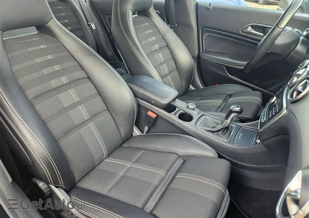 MERCEDES-BENZ CLA 200 UrbanStyle Edition