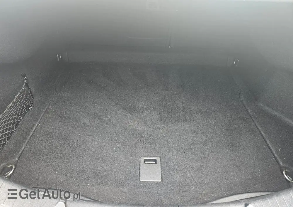 MERCEDES-BENZ CLA 200 UrbanStyle Edition