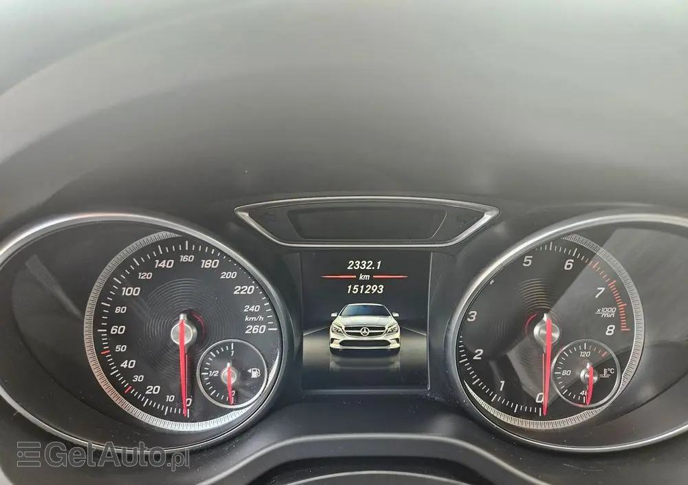 MERCEDES-BENZ CLA 200 UrbanStyle Edition
