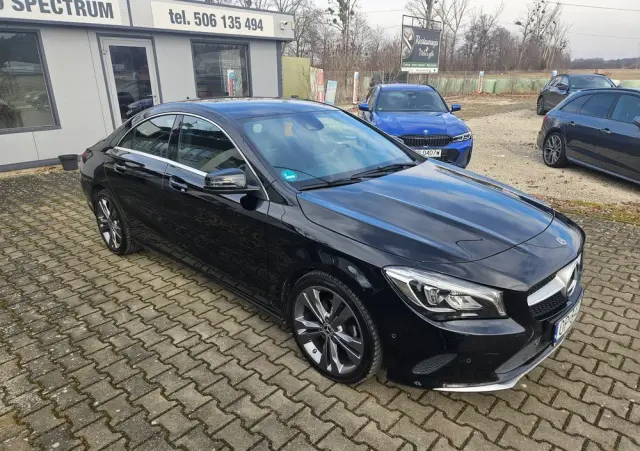 MERCEDES-BENZ CLA 200 UrbanStyle Edition