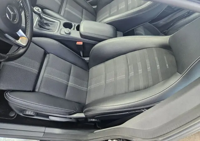 MERCEDES-BENZ CLA 200 UrbanStyle Edition