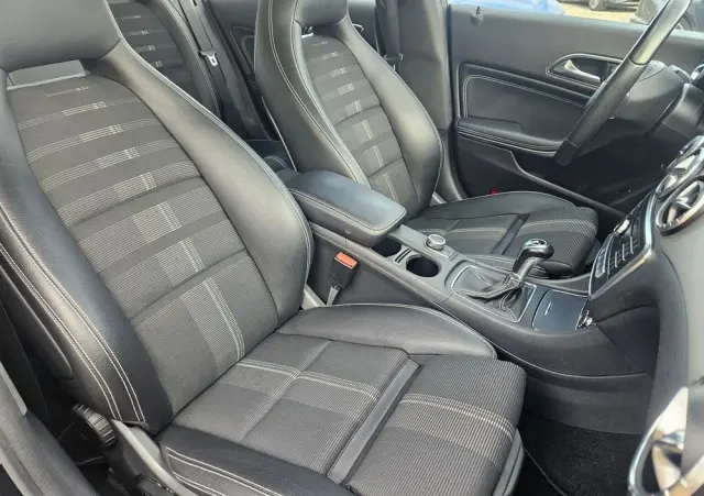 MERCEDES-BENZ CLA 200 UrbanStyle Edition