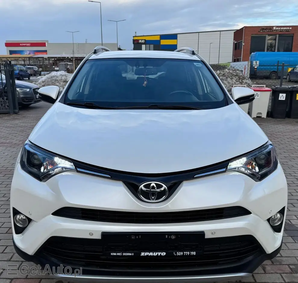TOYOTA RAV4 