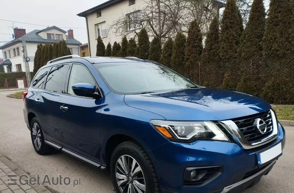 NISSAN Pathfinder 