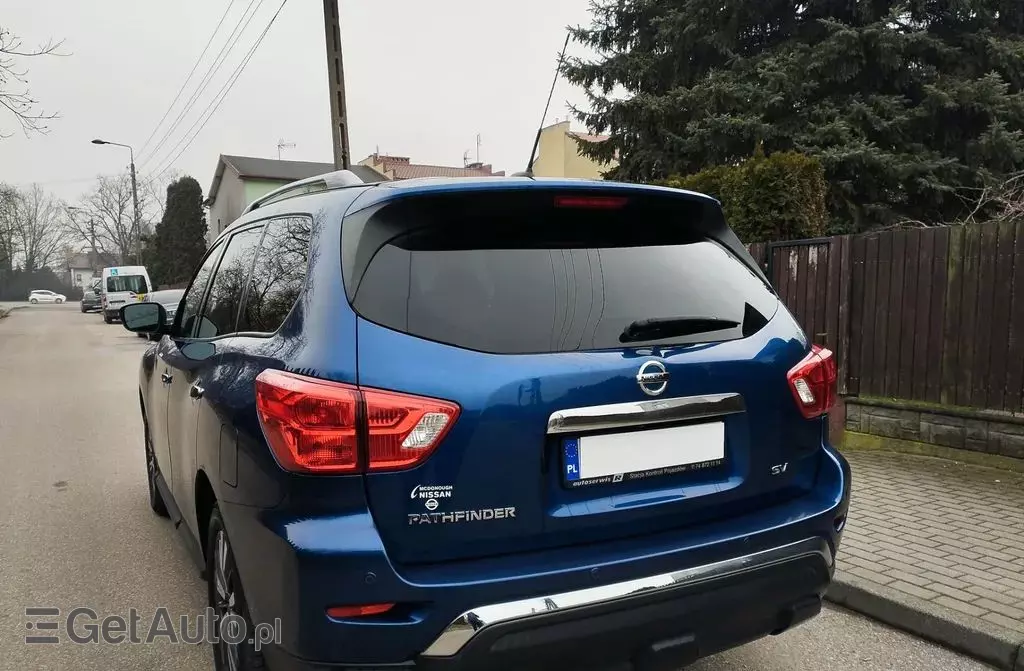 NISSAN Pathfinder 