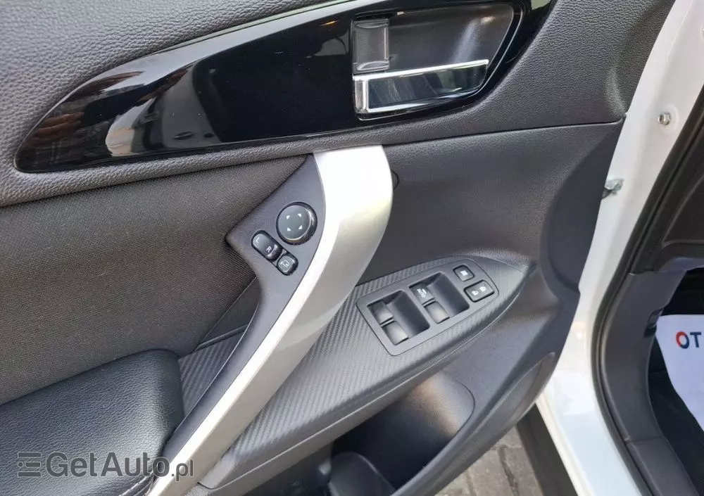 MITSUBISHI Eclipse Cross 1.5 T Intense CVT