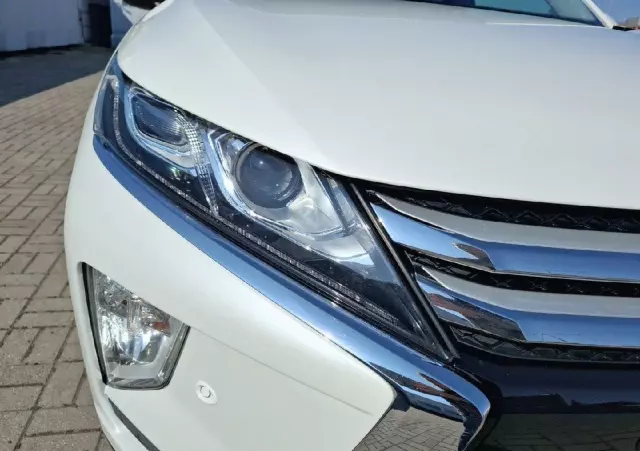 MITSUBISHI Eclipse Cross 1.5 T Intense CVT