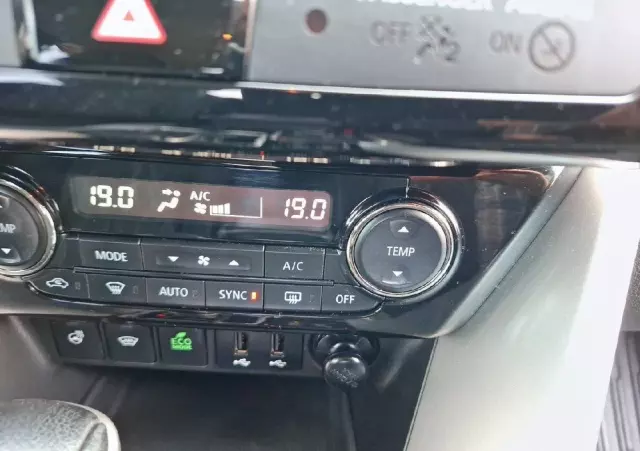 MITSUBISHI Eclipse Cross 1.5 T Intense CVT