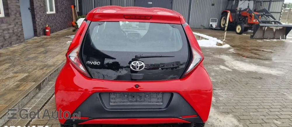 TOYOTA Aygo 1.0 VVT-i Color Edition