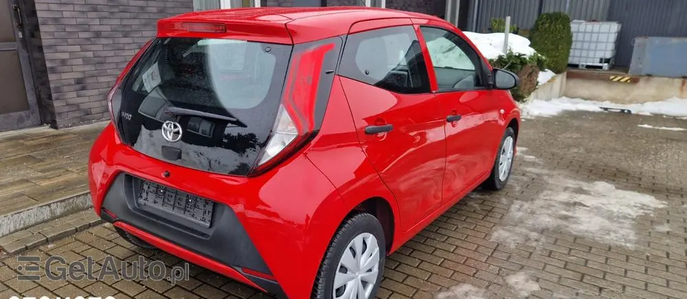 TOYOTA Aygo 1.0 VVT-i Color Edition