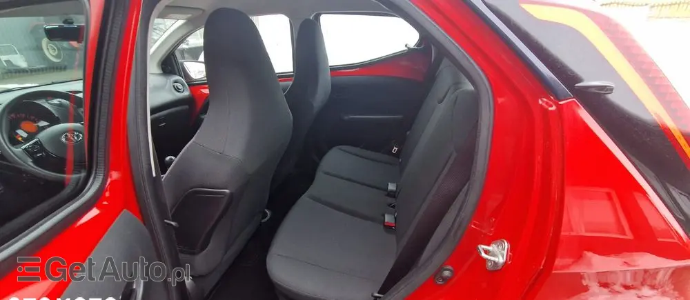 TOYOTA Aygo 1.0 VVT-i Color Edition