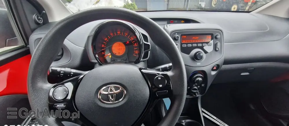 TOYOTA Aygo 1.0 VVT-i Color Edition