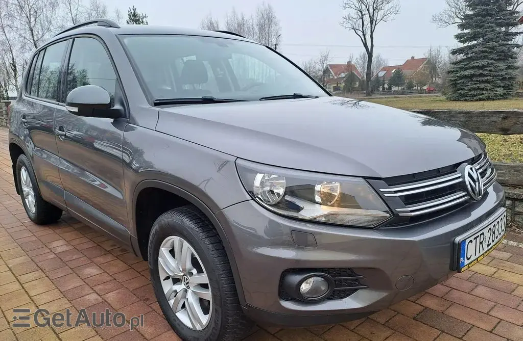 VOLKSWAGEN Tiguan 