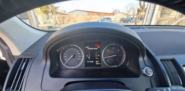 LAND ROVER Freelander 2.2 eD4 (150 KM)