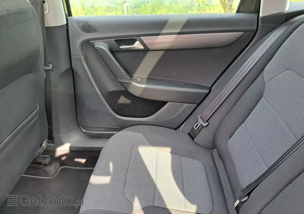 VOLKSWAGEN Passat 2.0 TDI BlueMotion Technology Comfortline