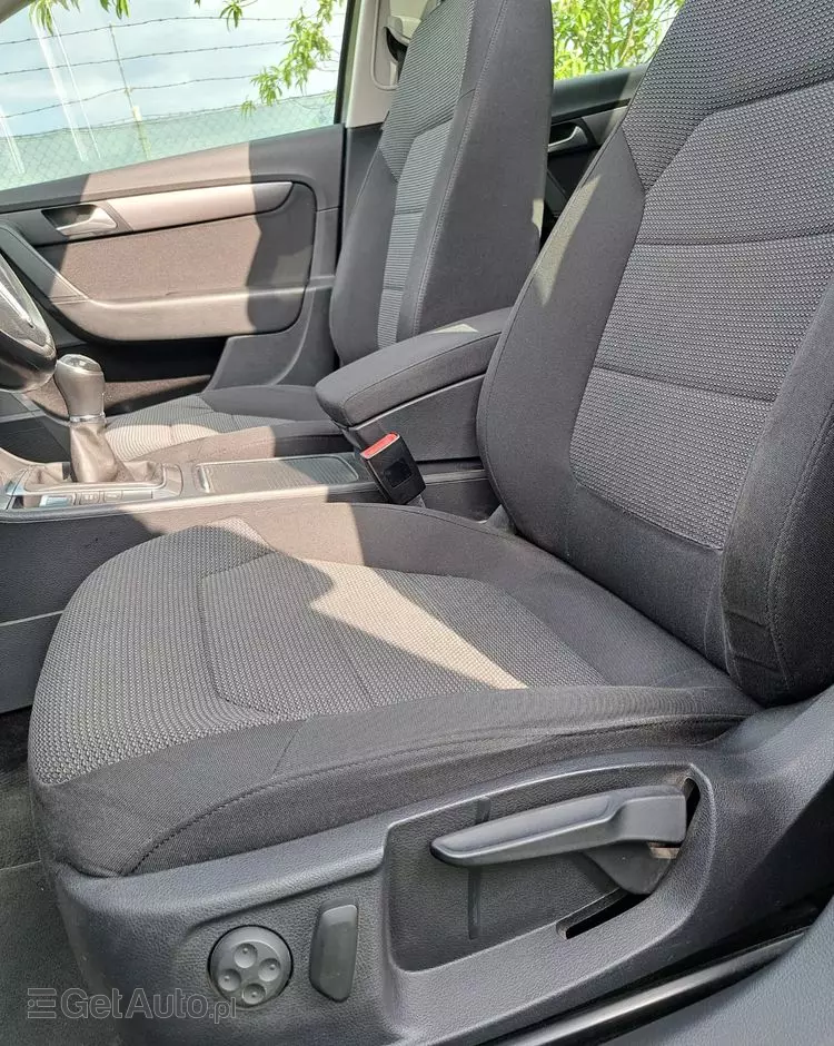 VOLKSWAGEN Passat 2.0 TDI BlueMotion Technology Comfortline