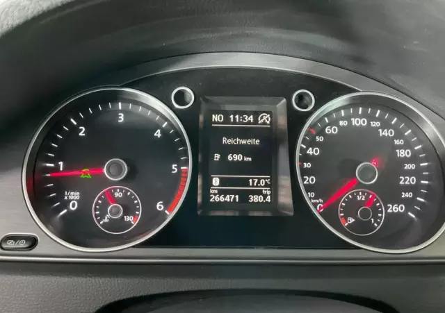 VOLKSWAGEN Passat 2.0 TDI BlueMotion Technology Comfortline