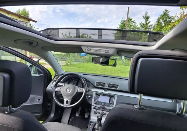 VOLKSWAGEN Passat 2.0 TDI BlueMotion Technology Comfortline