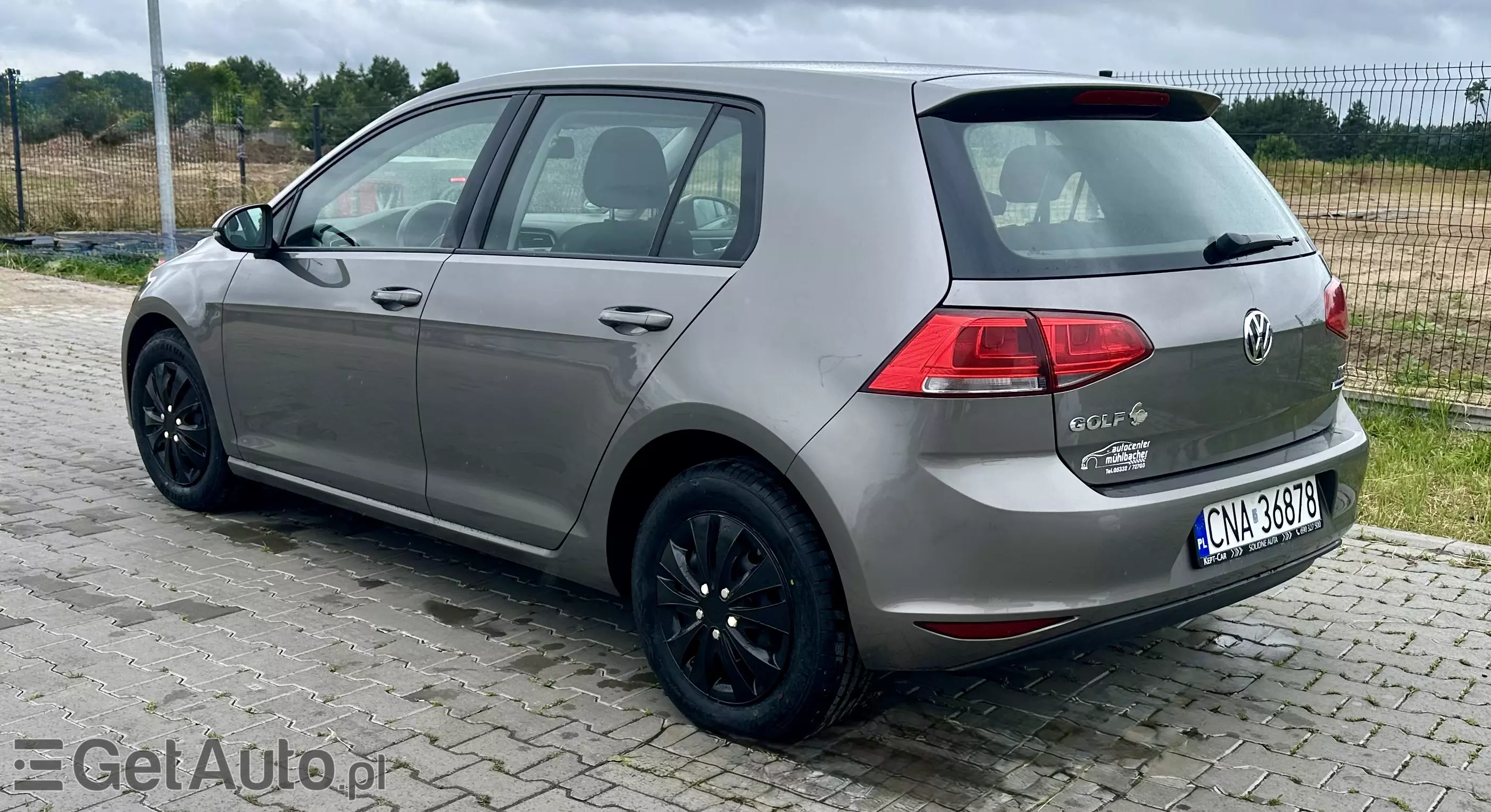 VOLKSWAGEN Golf Start