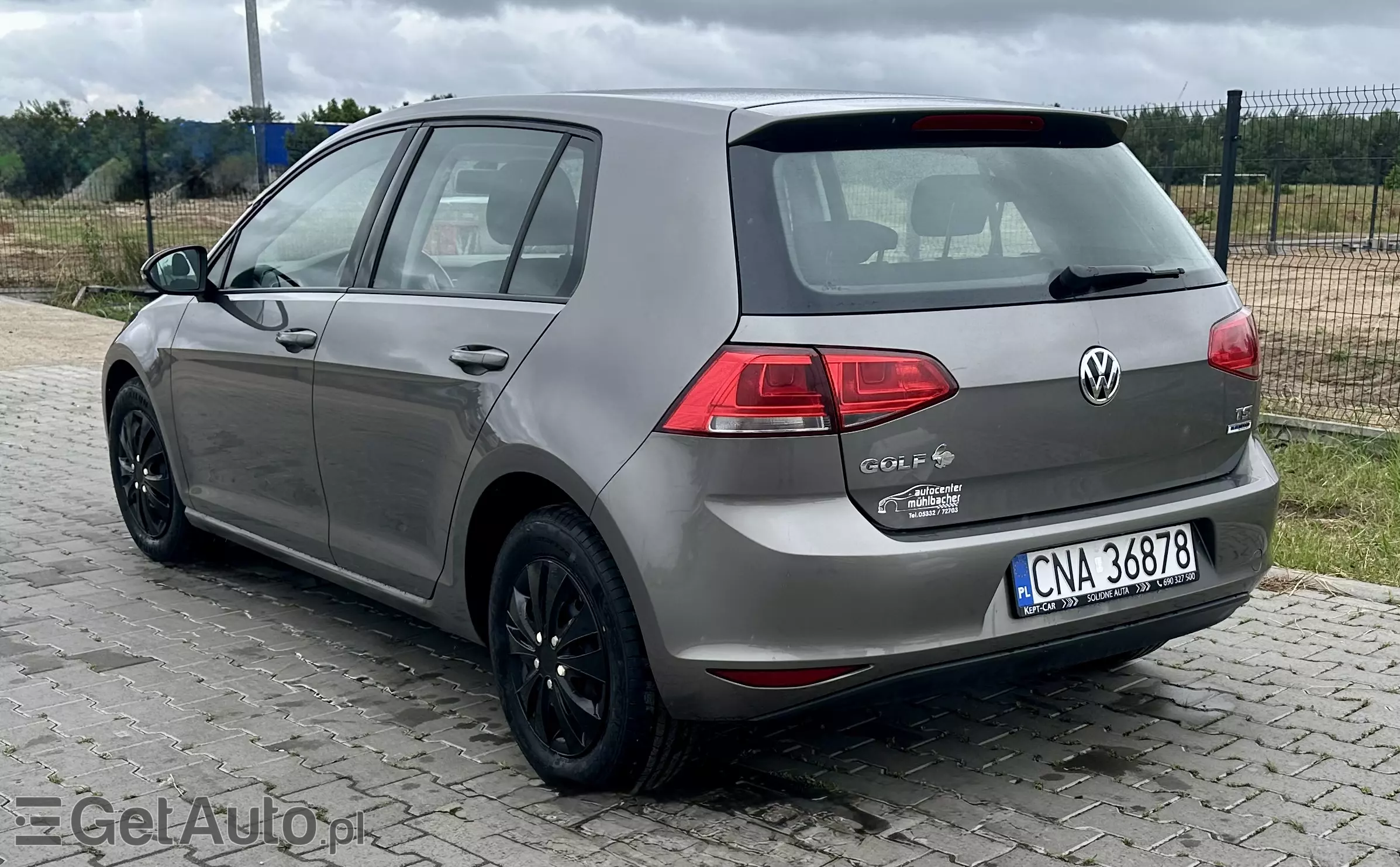 VOLKSWAGEN Golf Start