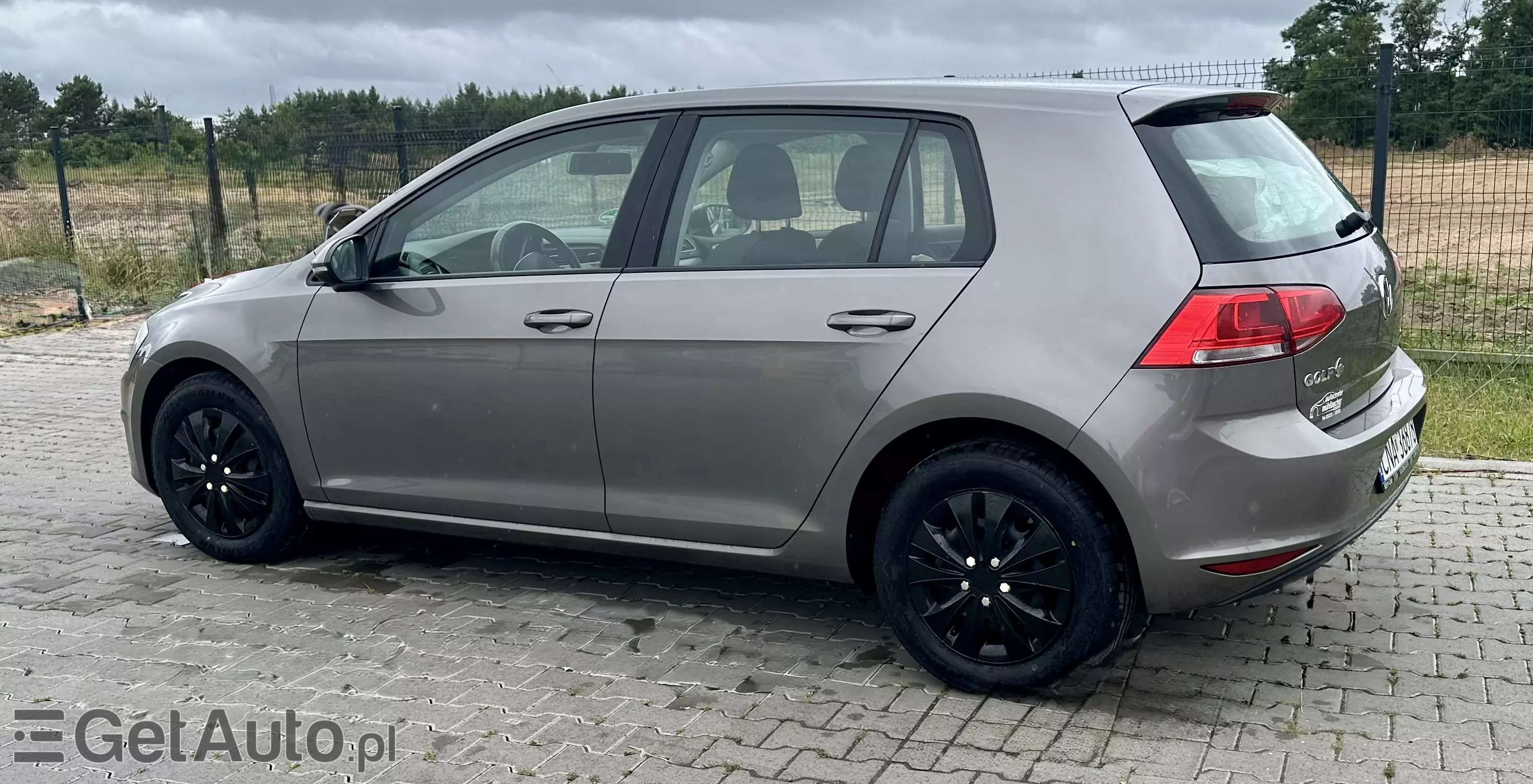 VOLKSWAGEN Golf Start