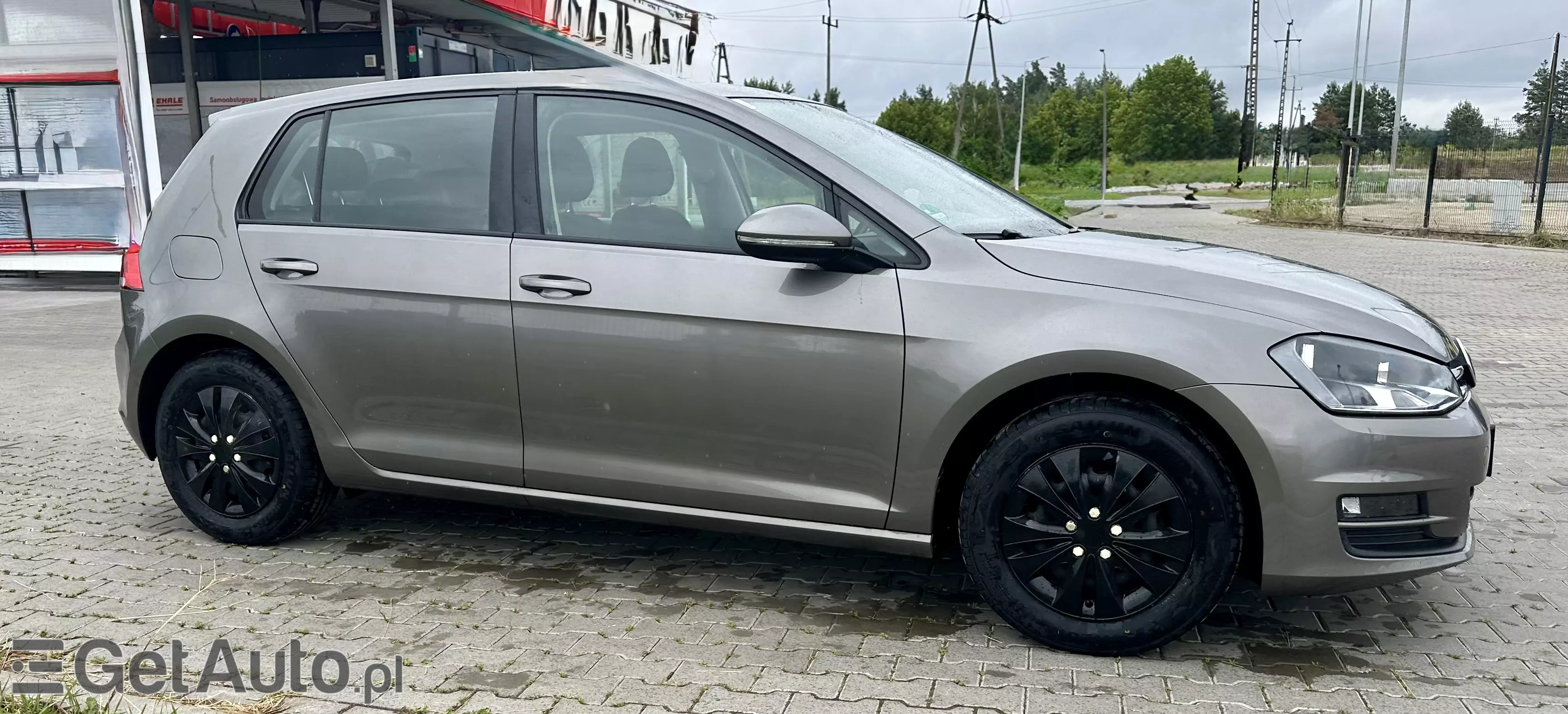 VOLKSWAGEN Golf Start