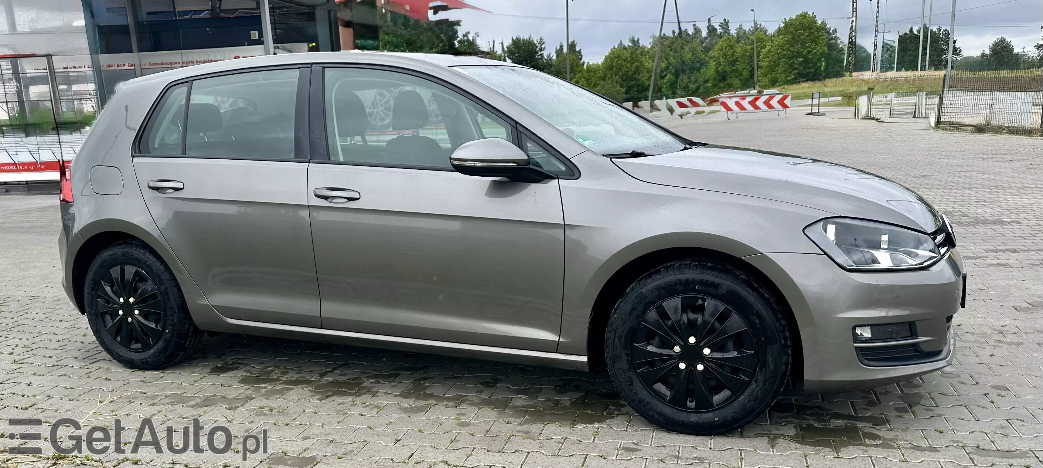 VOLKSWAGEN Golf Start