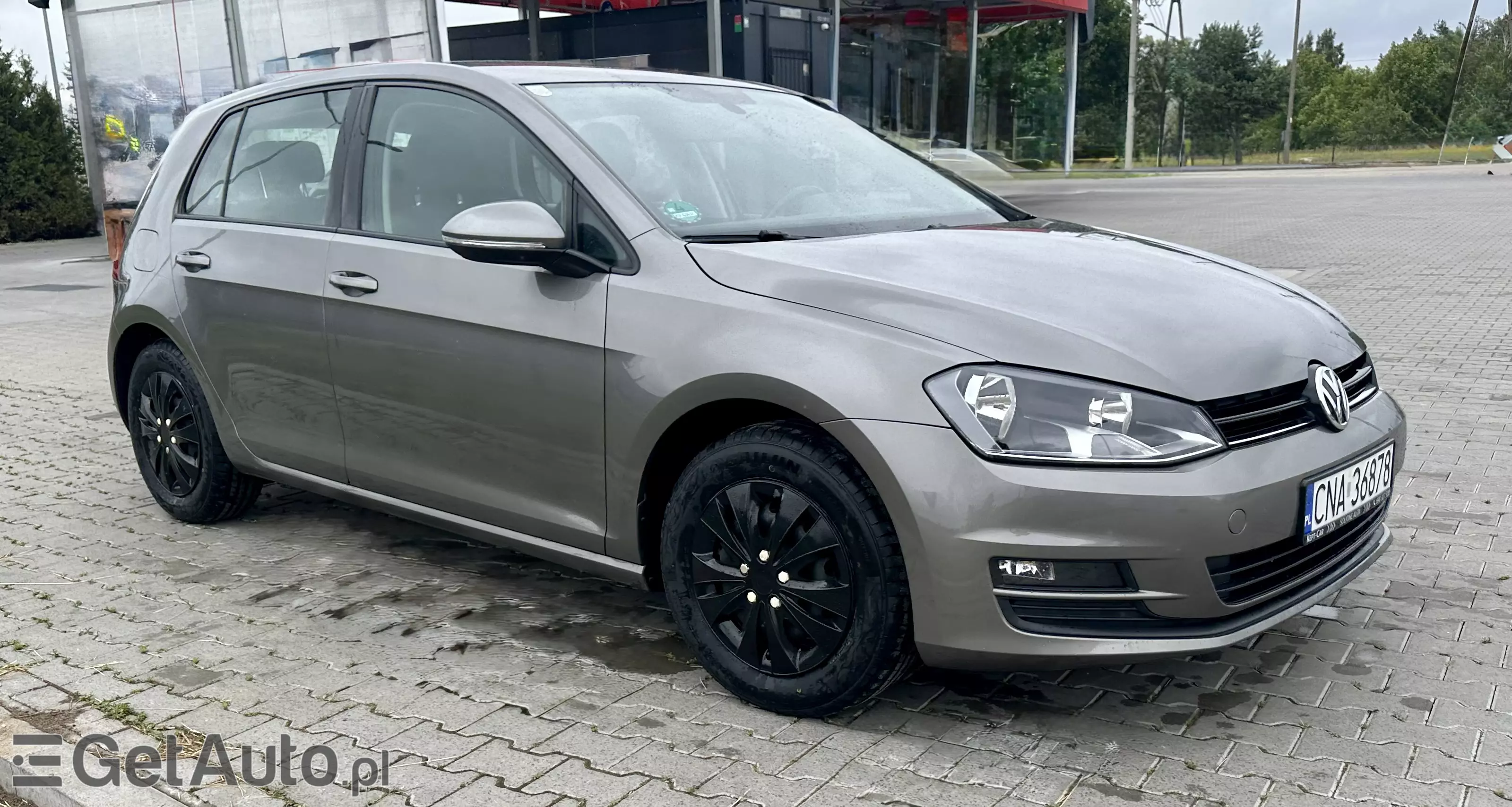 VOLKSWAGEN Golf Start